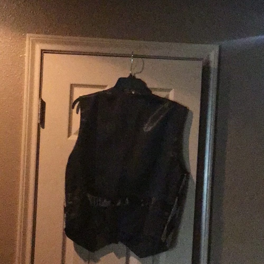 Black and Silver Sequin Vest - Picture 4 of 4